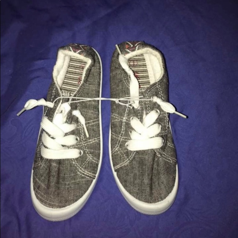 Unisex cute slip on shoes size 1. Never worn